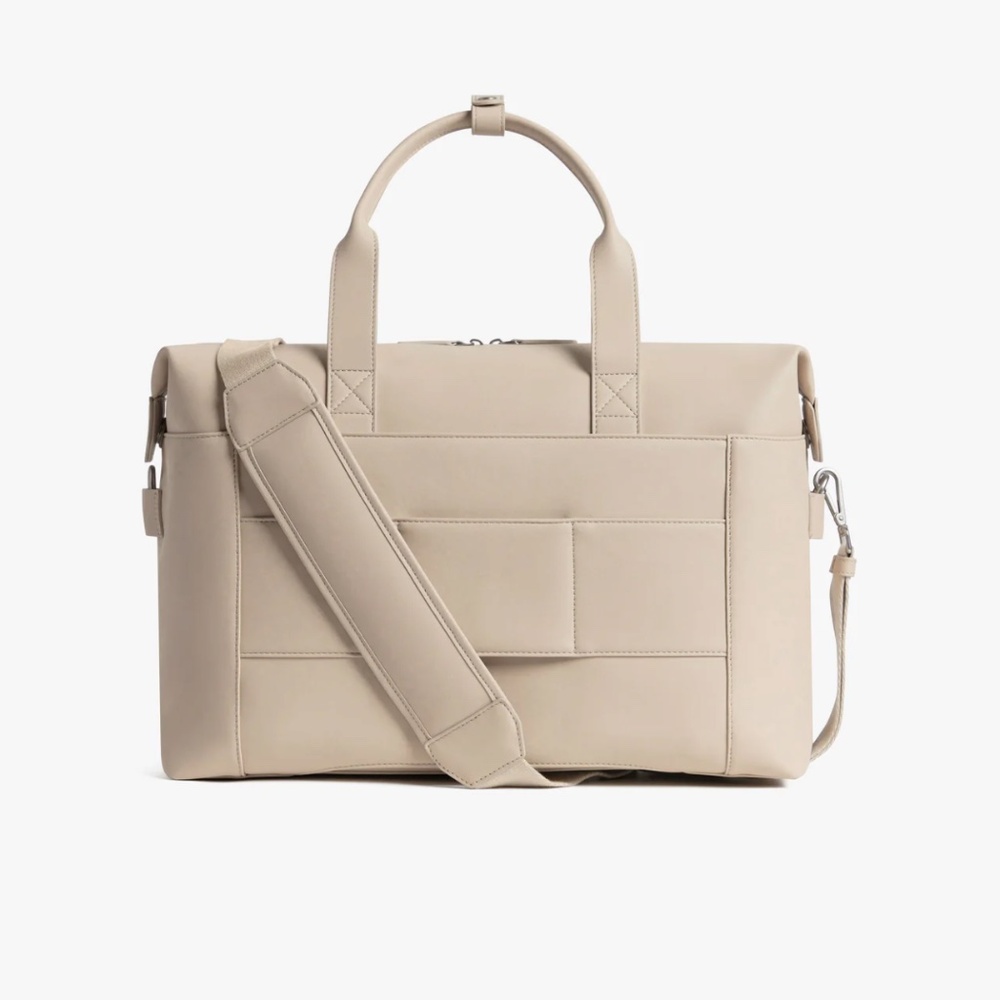 Monos Metro Duffel – Vegan Leather, Water-Resistant - Picture 2 of 13